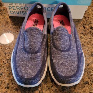 Sketchers Go Walk 2